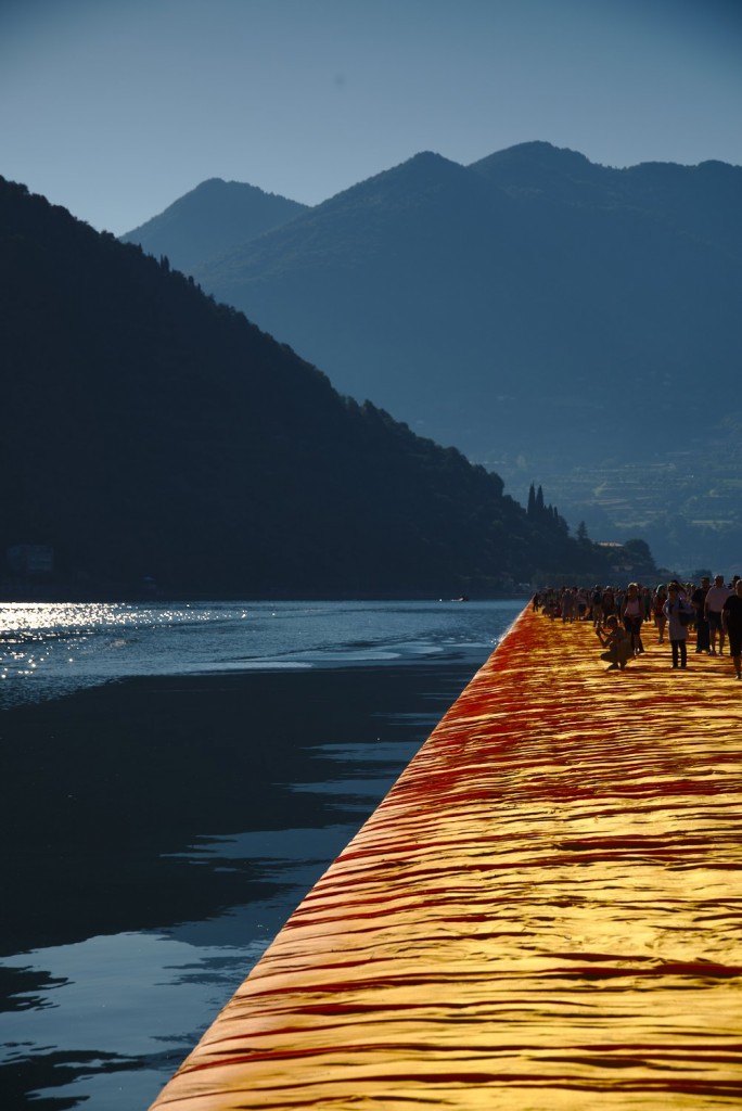 Beautiful first light on the lake and the floating piers